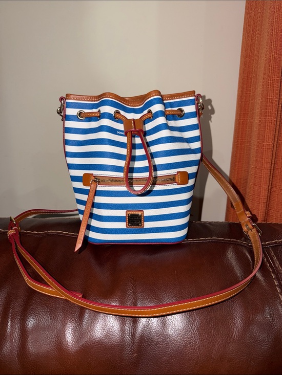 Dooney & Bourke Handbags - ‼️Dooney & Bourke Blue Striped Bucket Bag Crossbody Bag